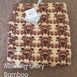 Kate Quinn Morning Glory Stroller Quilt